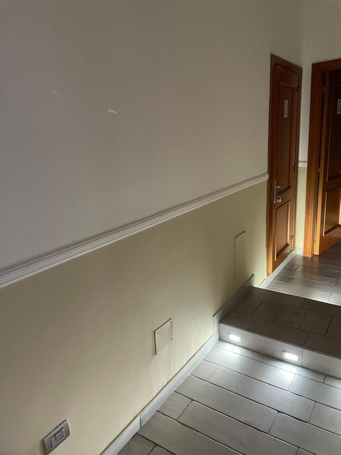 B&B Rial Νάπολη Εξωτερικό φωτογραφία
